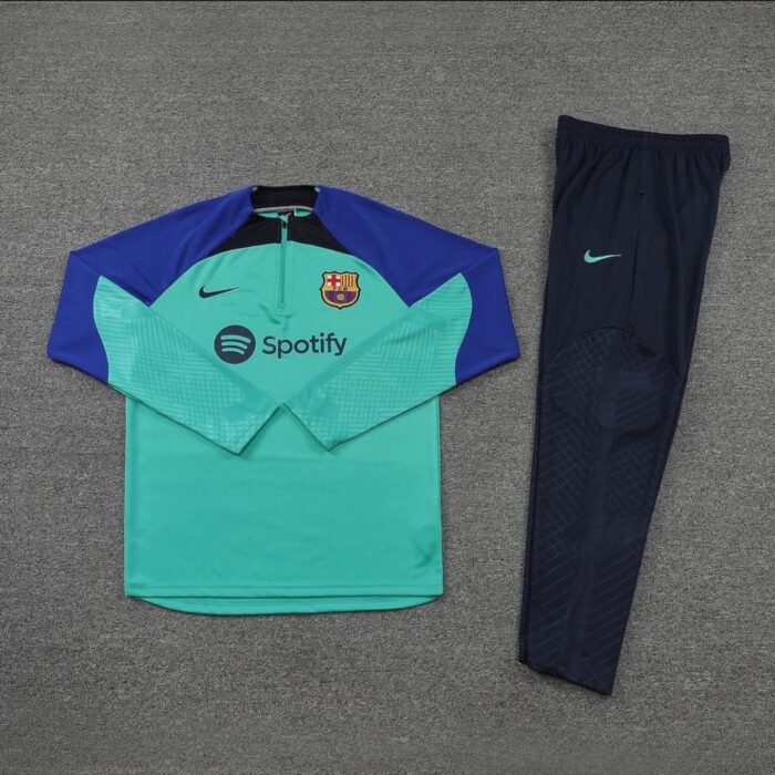 Conjunto do Barcelona Verde