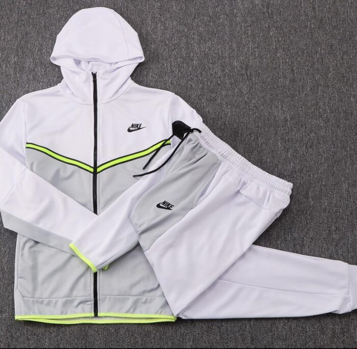 Conjunto Nike Tech Fleece Branco e Verde