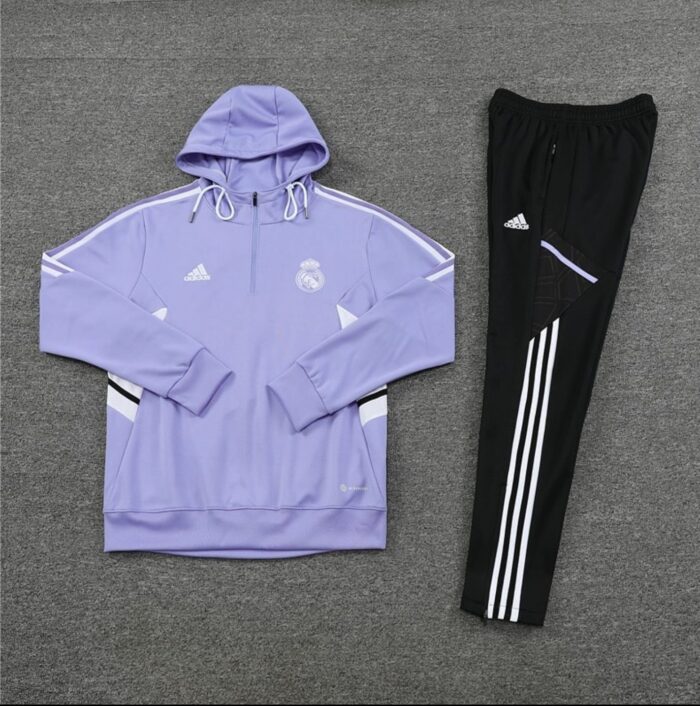Conjunto do Real Madrid Roxo Com Capuz